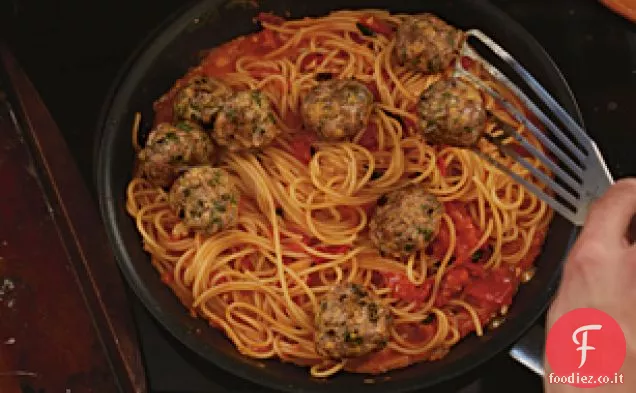 Spaghetti e polpette in stile familiare