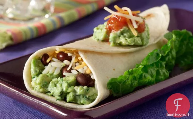 Burritos di riso e fagioli neri
