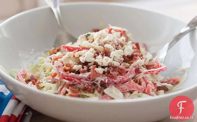 Insalata di cavolo rosso, bianco e blu