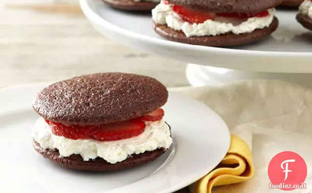 Dolcecuore al cioccolato e fragole Whoopie Pies