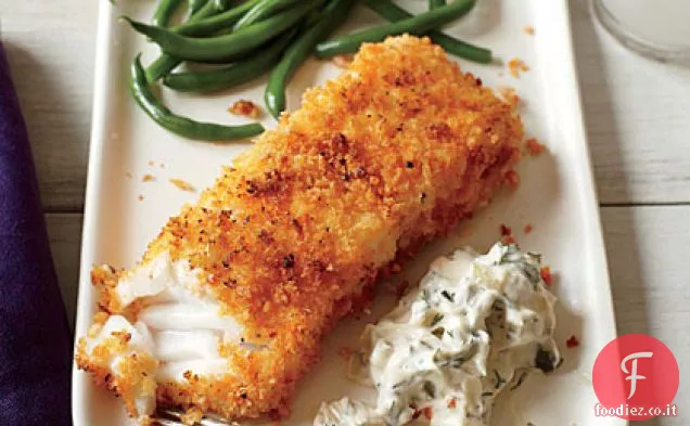 Pesce croccante con salsa di limone e aneto