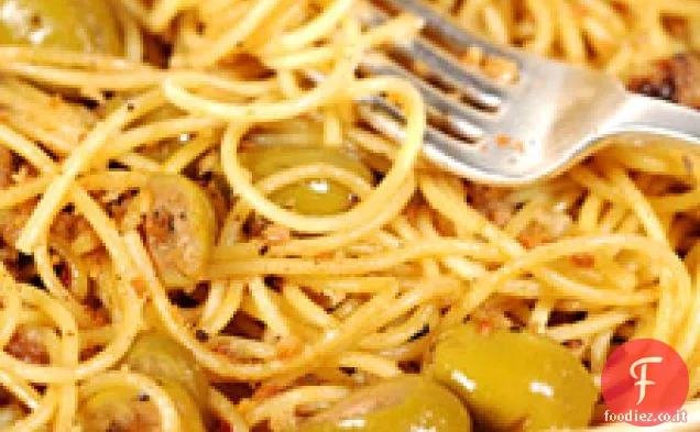 Spaghetti con Salsa Verde Oliva