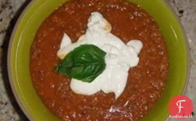 Zuppa piccante di pomodoro e lenticchie