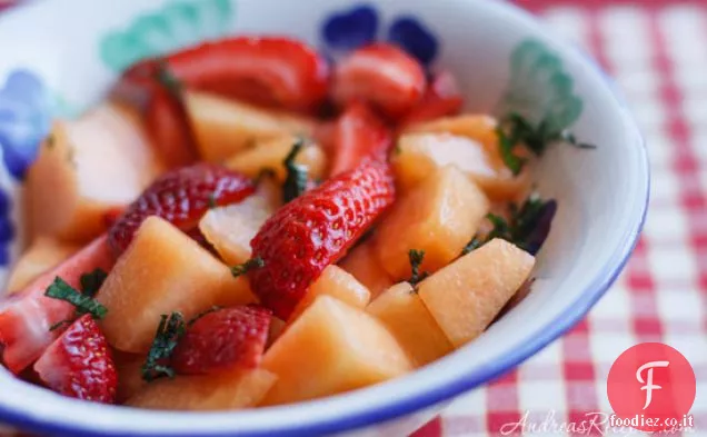 Cantalupo Insalata di fragole con sciroppo di lime e menta