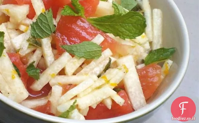 Sano e delizioso: insalata di jicama e anguria