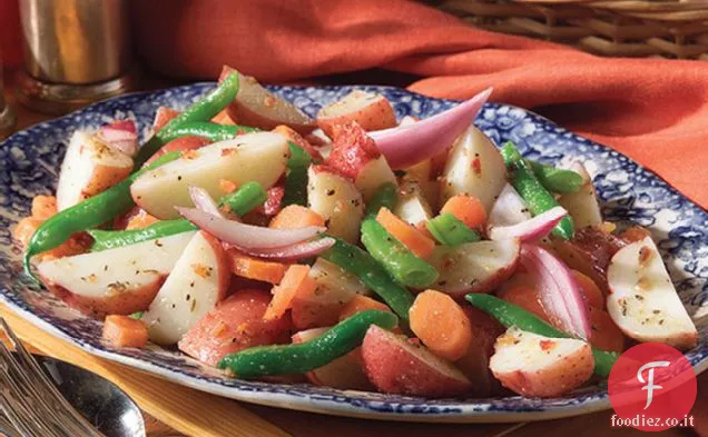 Insalata di patate di verdure toscane