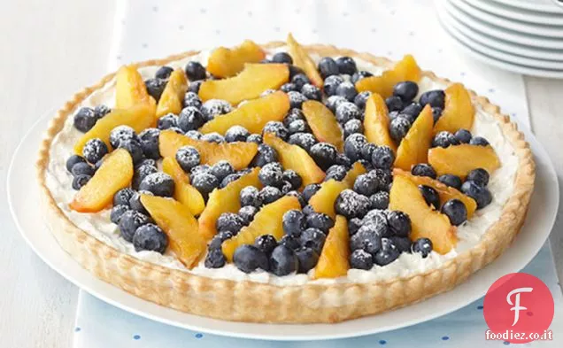 Crostata alla crema di mirtilli e pesche