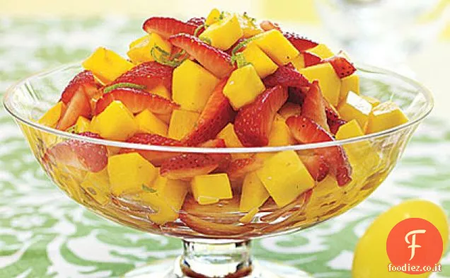 Insalata di mango e fragole al profumo di lime