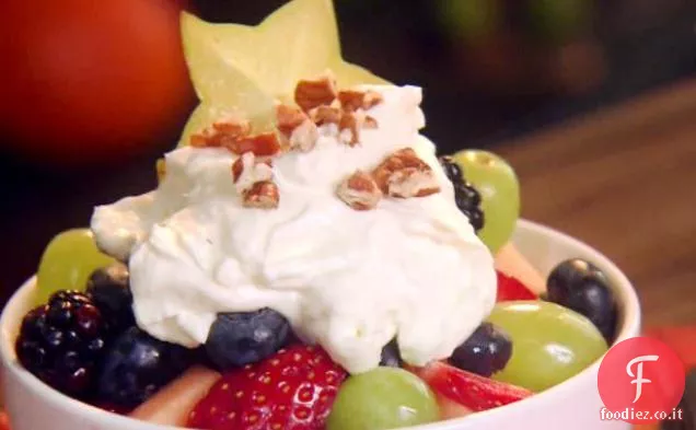 Macedonia di frutta con crema di formaggio-Pecan Topping