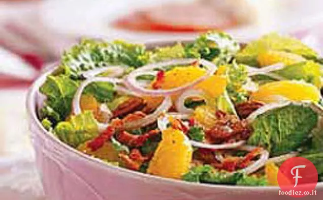 Insalata di noci pecan tostate e agrumi