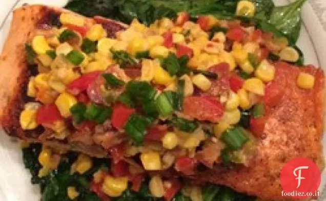 Salmone alla griglia con pancetta e mais gusto