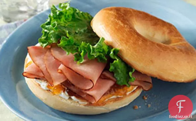Panino al prosciutto e alle erbe