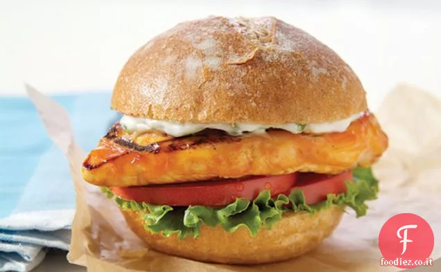 Panino al pollo di bufalo alla griglia