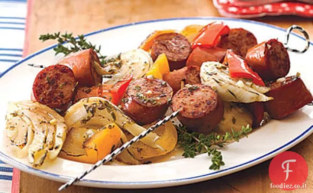 Tacchino Kielbasa Kebab con Peperoni e finocchio