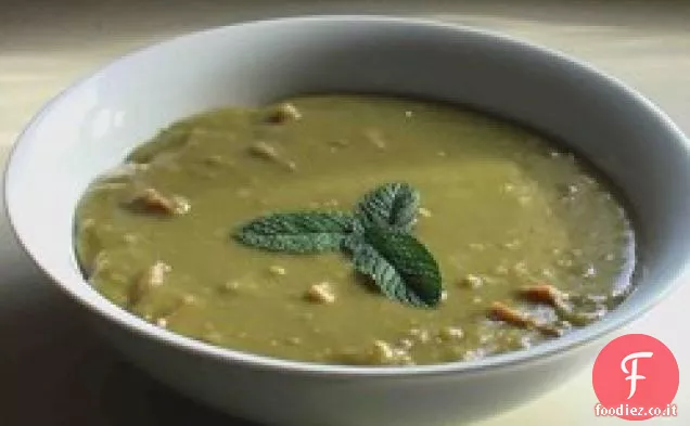 Dividere la zuppa di piselli e prosciutto I