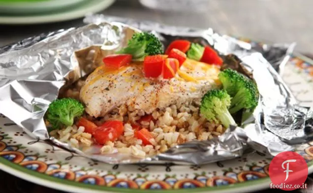 Cena di pollo del sud-ovest del pacchetto di fogli