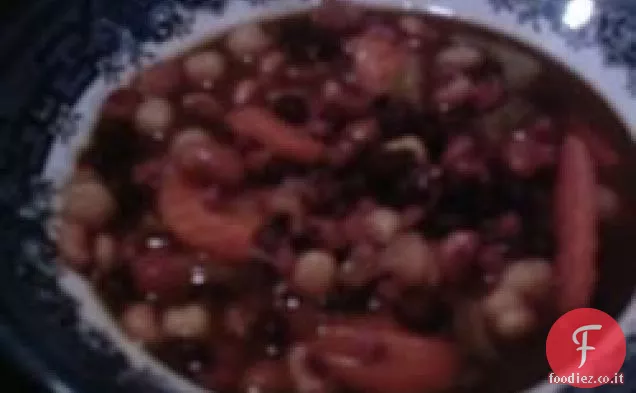 Stufato di prosciutto e fagioli a cottura lenta