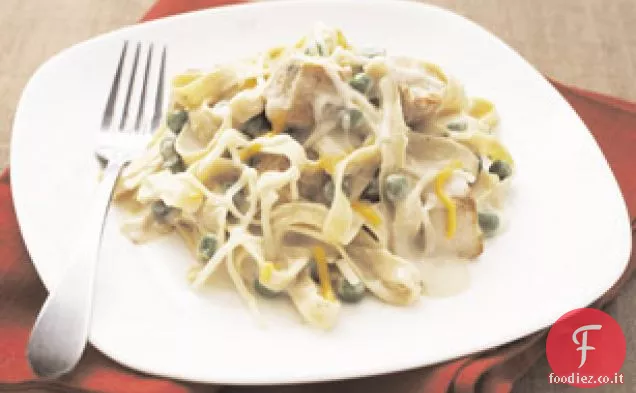 Pollo cremoso e piselli Noodle Toss