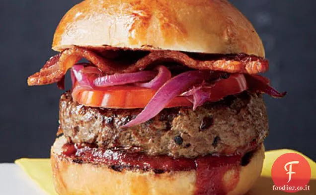 Hamburger Tennessee con bourbon e salsa barbecue