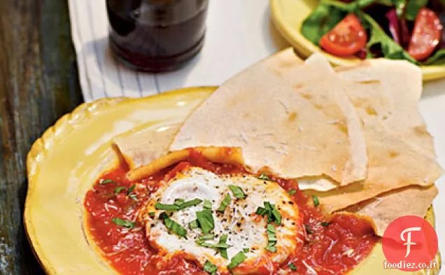 Uova in camicia al pomodoro con Pane Sardo (Ovos kin Tomate e Casu)