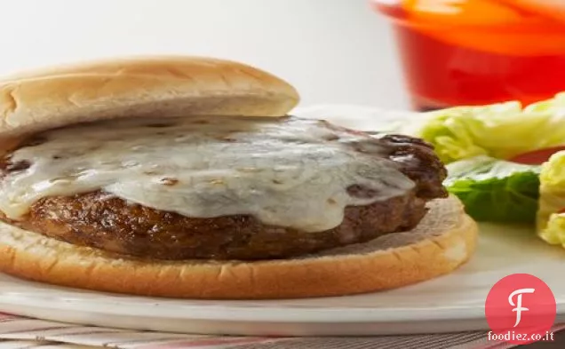Hamburger di padella a cinque formaggi