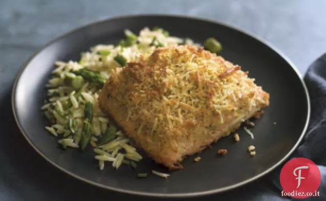Salmone in crosta di parmigiano alle erbe con agrumi Orzo
