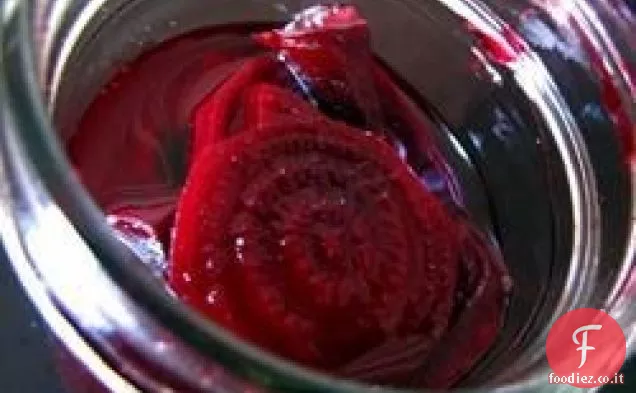 Barbabietole sottaceto speziate in scatola