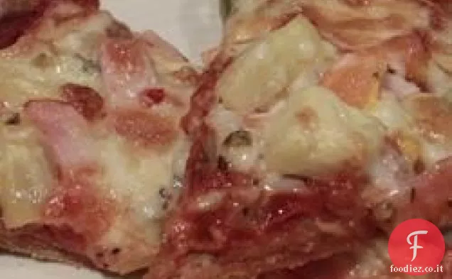 Pasta Pizza Napoletana con Aglio e condimenti italiani