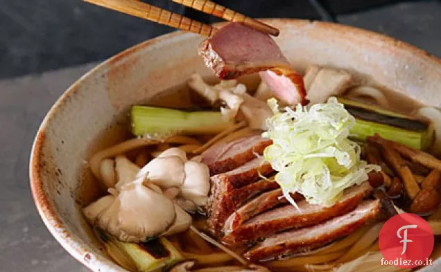 Udon di anatra arrosto e funghi (Kamo Kinoko Udon)