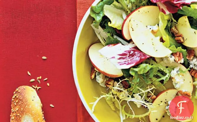 Insalata di mele e Gorgonzola con condimento all'acero
