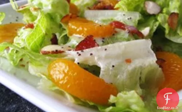 Insalata Romaine e mandarino con condimento di semi di papavero