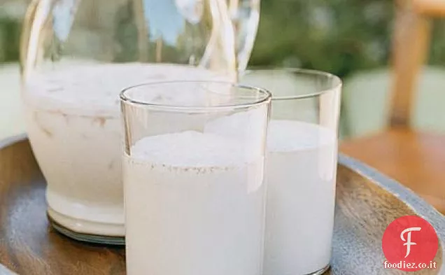 Latte di riso profumato alla cannella