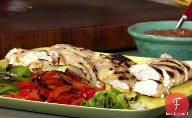 Piatto di Fajitas di pollo alla griglia