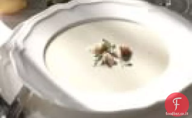 Zuppa di carciofi con crostini