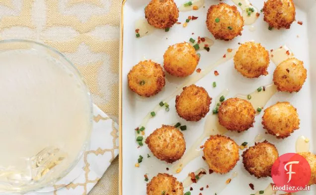 Popper di formaggio di capra con miele