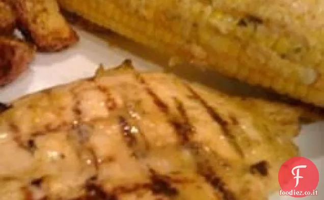 Mais carbonizzato sulla pannocchia