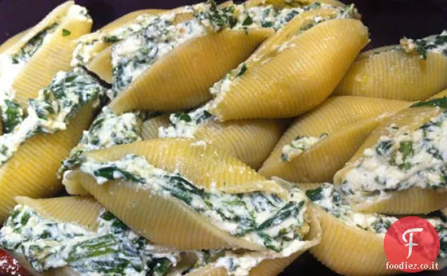 Conchiglie ripiene di spinaci e carciofi