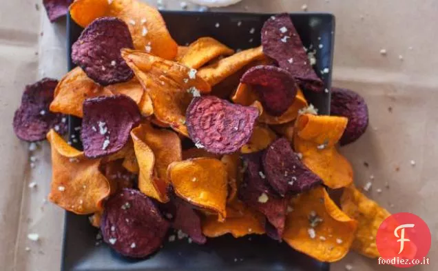 Patatine di patate dolci e barbabietole con aglio Rosmarino Sale