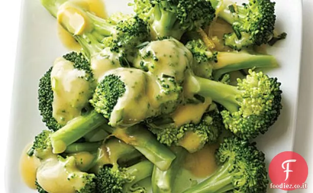 Cheddar-Salsa di birra Broccoli