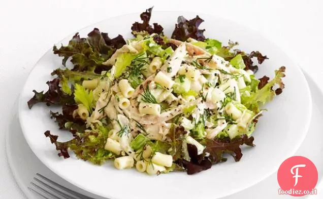 Insalata di pollo e pasta cremosa