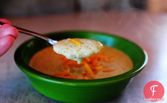Zuppa di formaggio broccoli