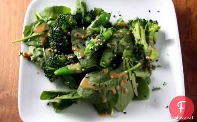Broccoli e insalata di sesamo dolce