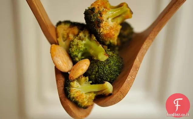 Broccoli Arrostiti con Paprika Affumicata Vinaigrette E Marcona Al