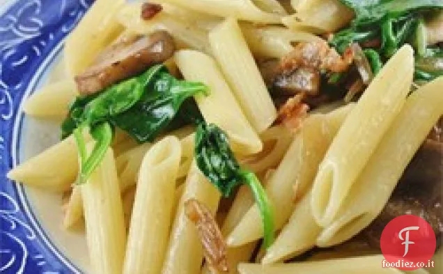 Pancetta affumicata sacra e penne ai funghi