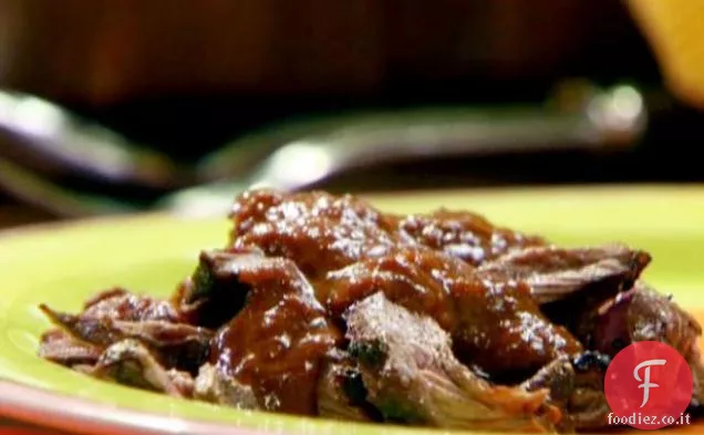 Gonna bistecca con salsa di bistecca di Ancho-Cipolla