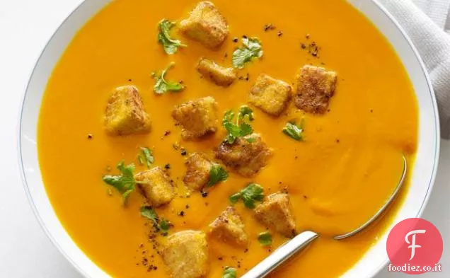 Zuppa di carote e zenzero con Tofu