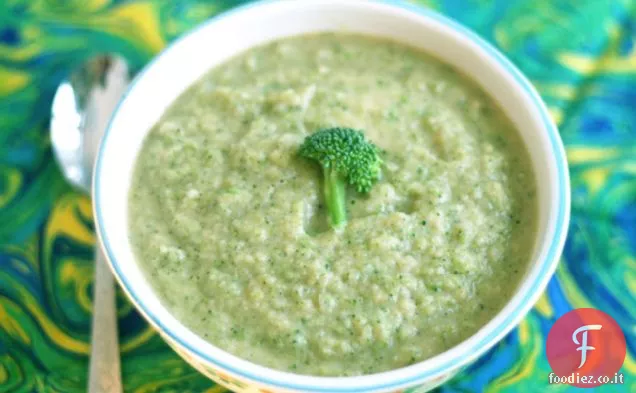 Zuppa di cheddar di broccoli e cavolfiori
