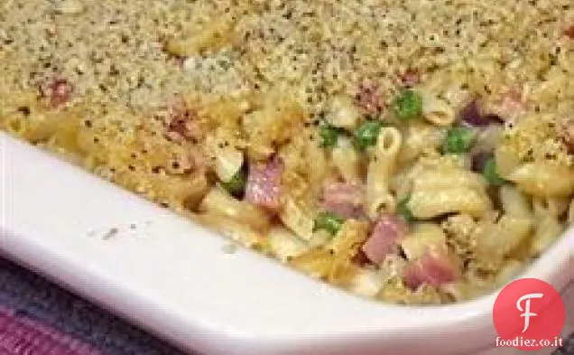 Maccheroni e Formaggio con Prosciutto, Piselli e Scalogno