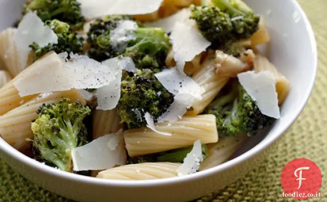 Pasta Con Broccoli Arrostiti con Aglio e olio