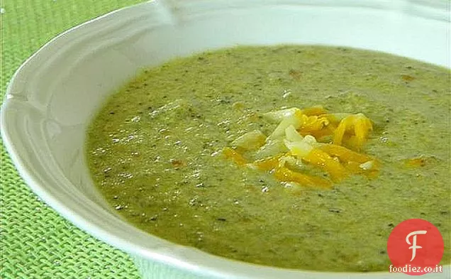 Zuppa di broccoli Cheddar